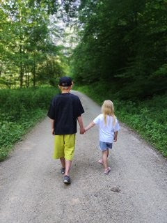 Wanderbekleidung Kids I Funktional & stylisch für deine Outdoor Tour